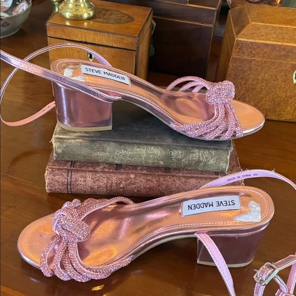 Steve Madden Ilyse Heeled Sandal Pink Metallic Leather Rhinestone - Picture 3 of 8